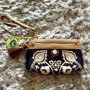 Wristlet